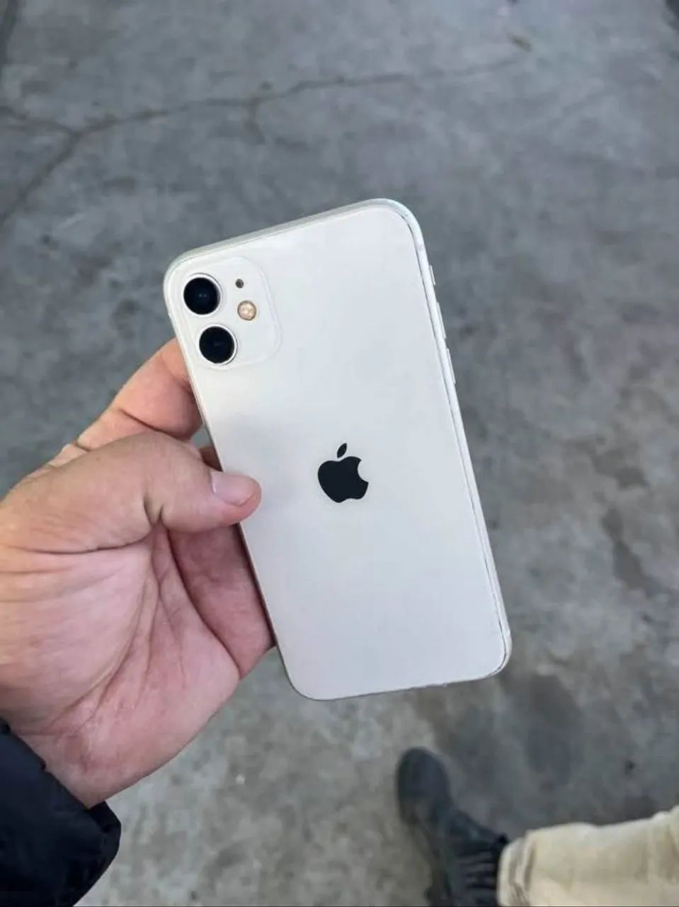 Vendo iPhone 11 128Gb Branco  - Foto 2