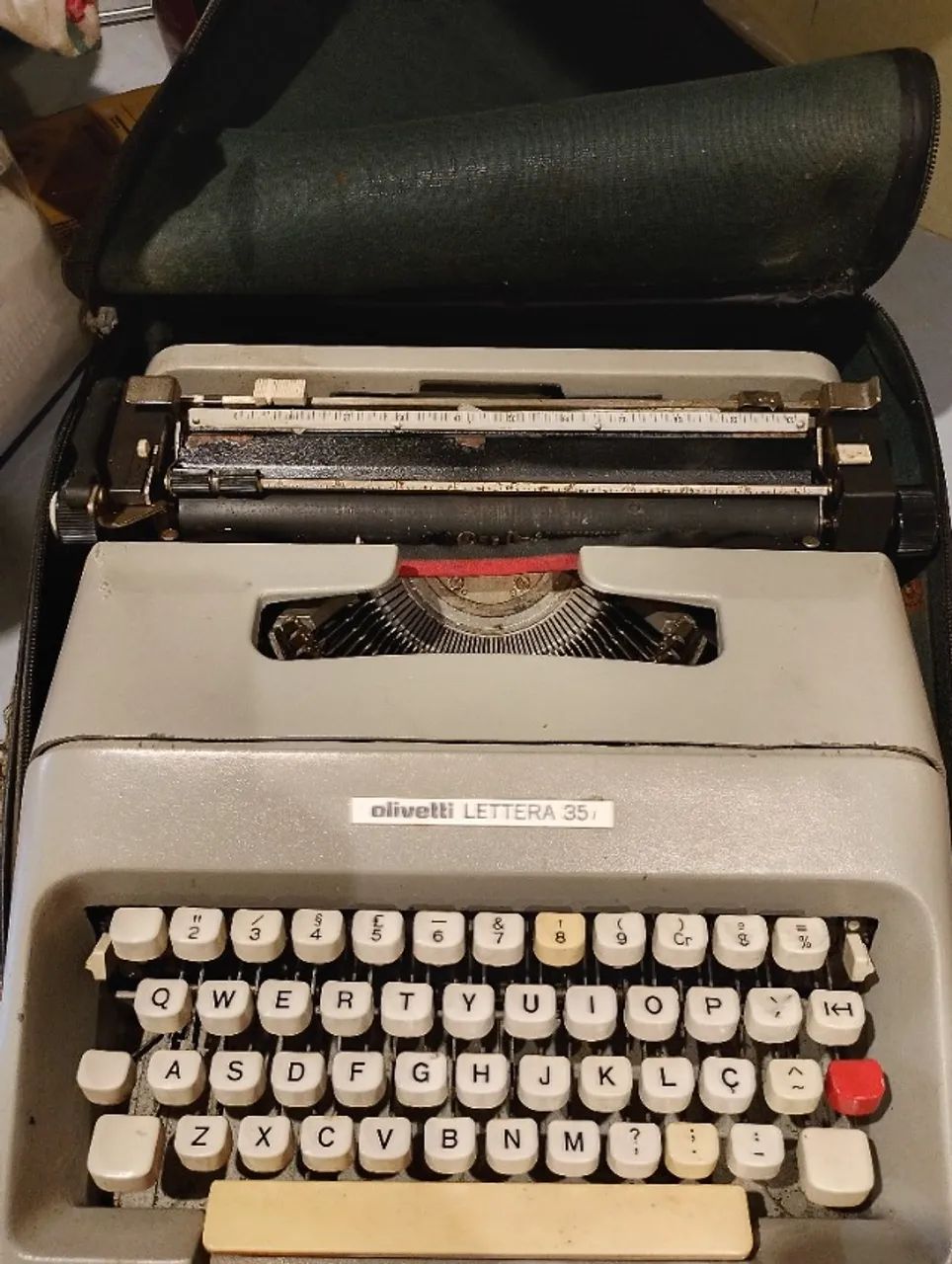 Máquina de escrever Olivetti - Foto 3