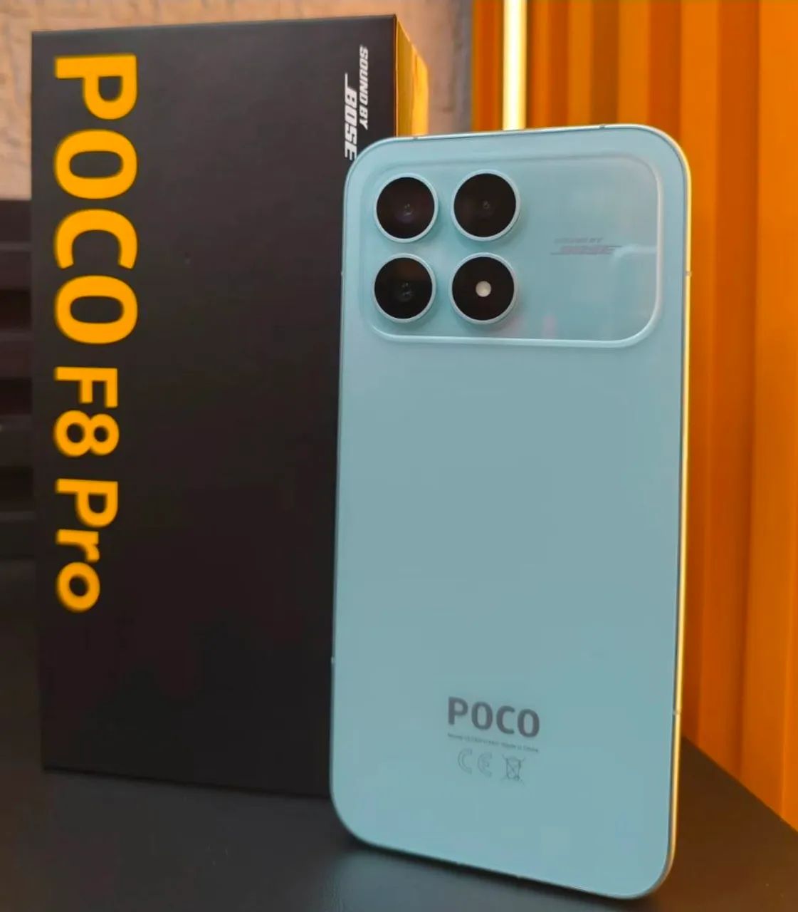 Poco F8 Pro 5G, 512/12GB RAM, cores: preto, azul e prata