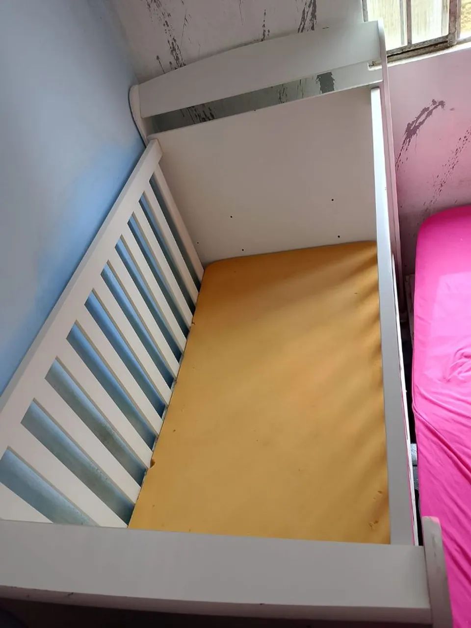 Berço infantil com protetores  - Foto 2