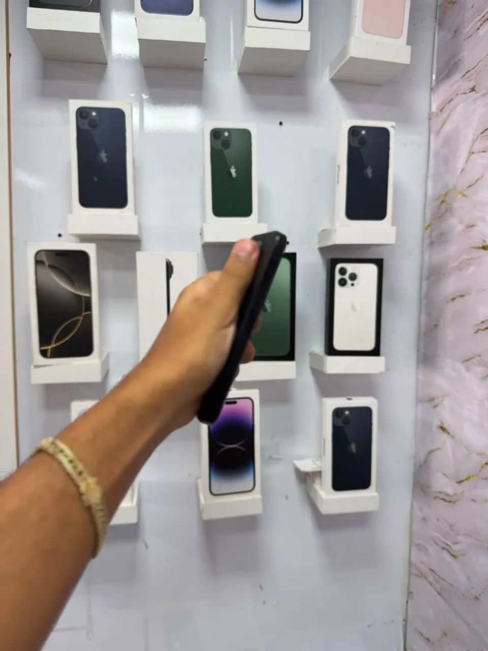 IPHONE 16 PRO 128GB - R$4599,00 - Foto 3
