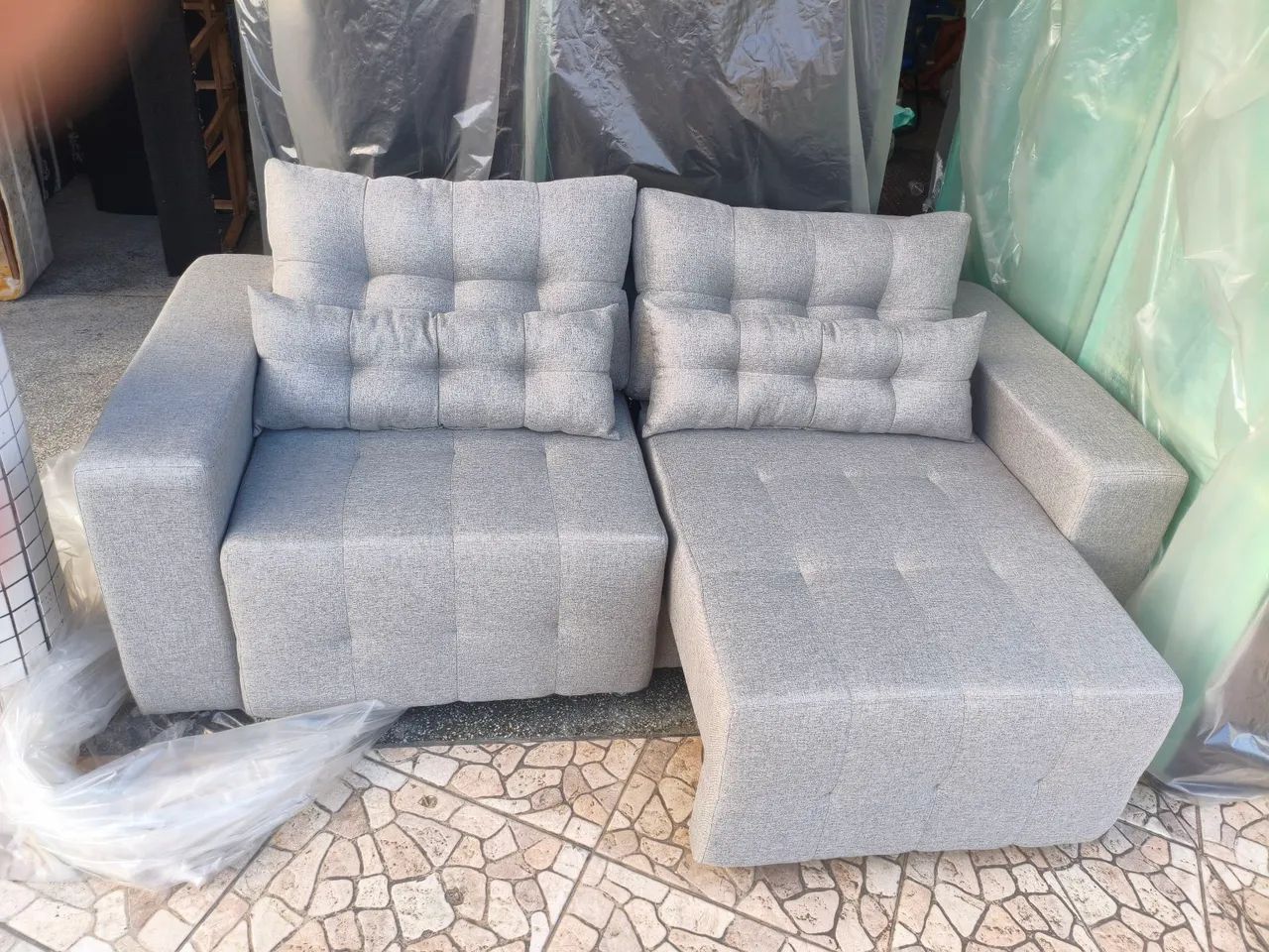 Sofá retrátil de 2,10m  - Foto 2