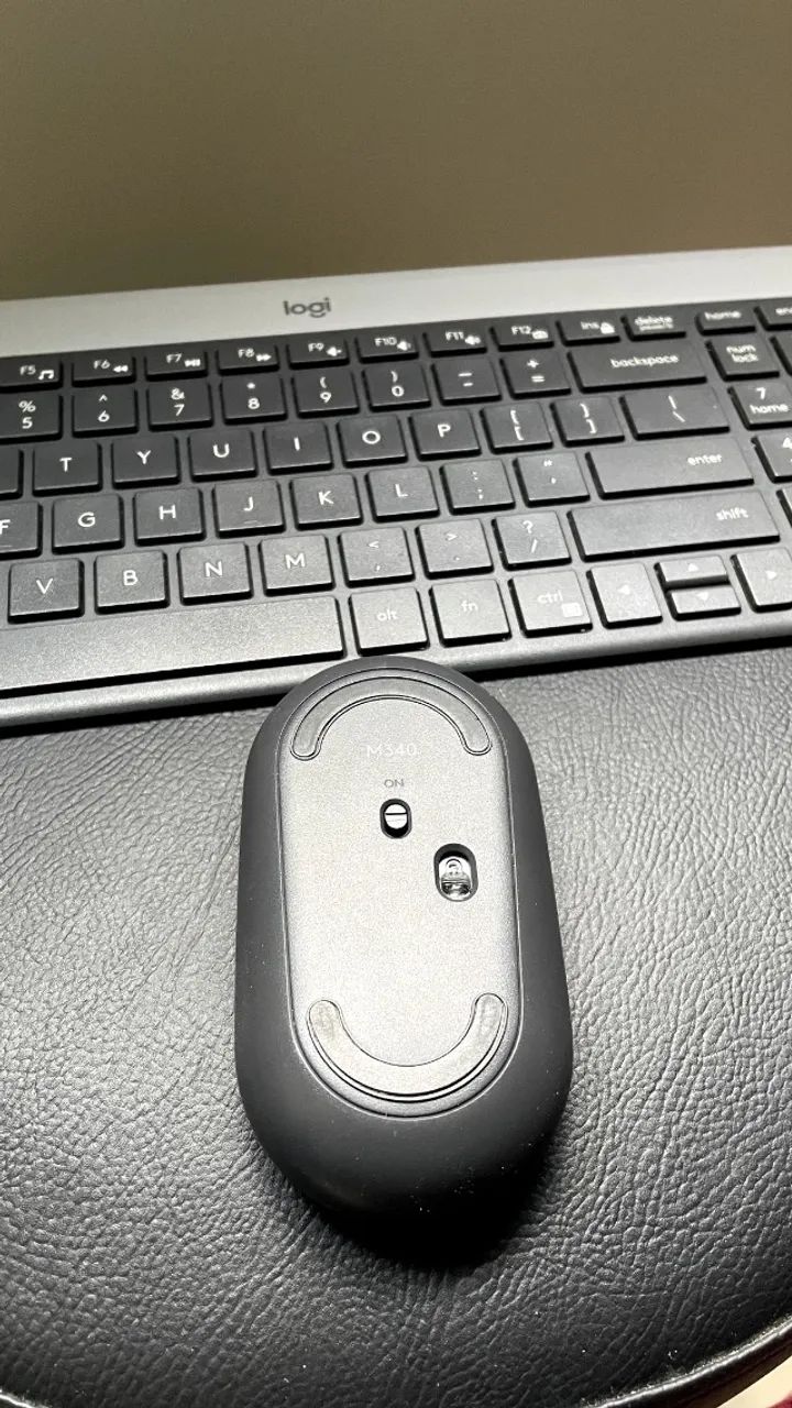 Logitech Teclado + Mouse Sem Fio Mk470  - Foto 4