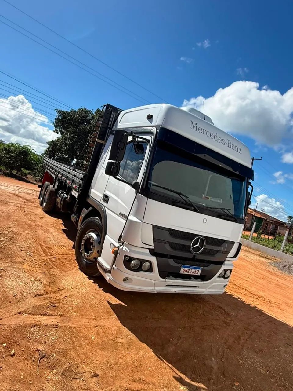 Caminhão completo todo revisado só pegar e trabalhar  - Foto 3