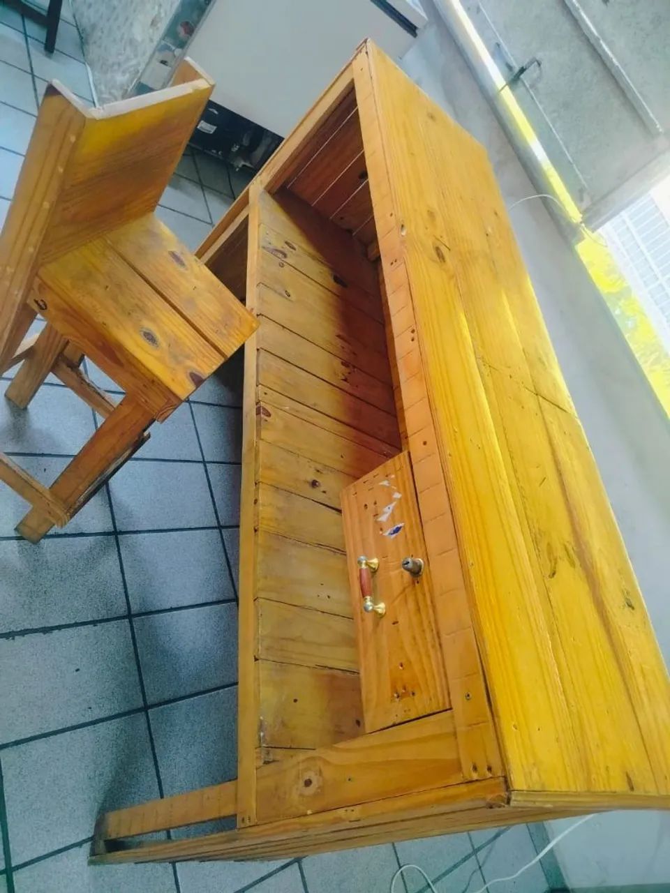 Balcão com cadeira  - Foto 2