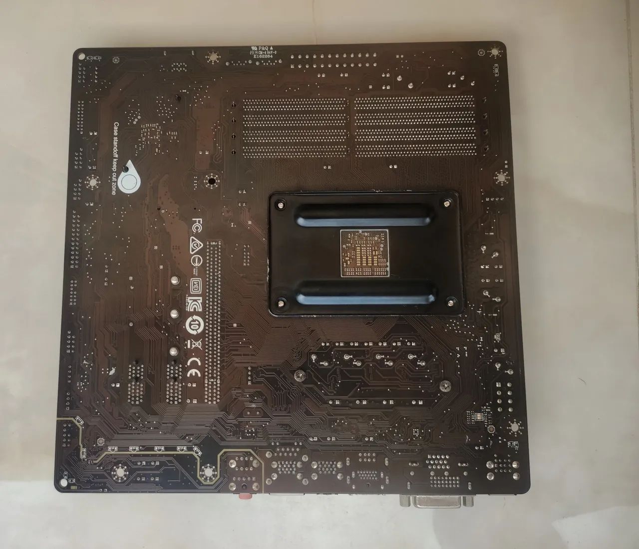 MSI B450M PRO-VDH MAX - Foto 2