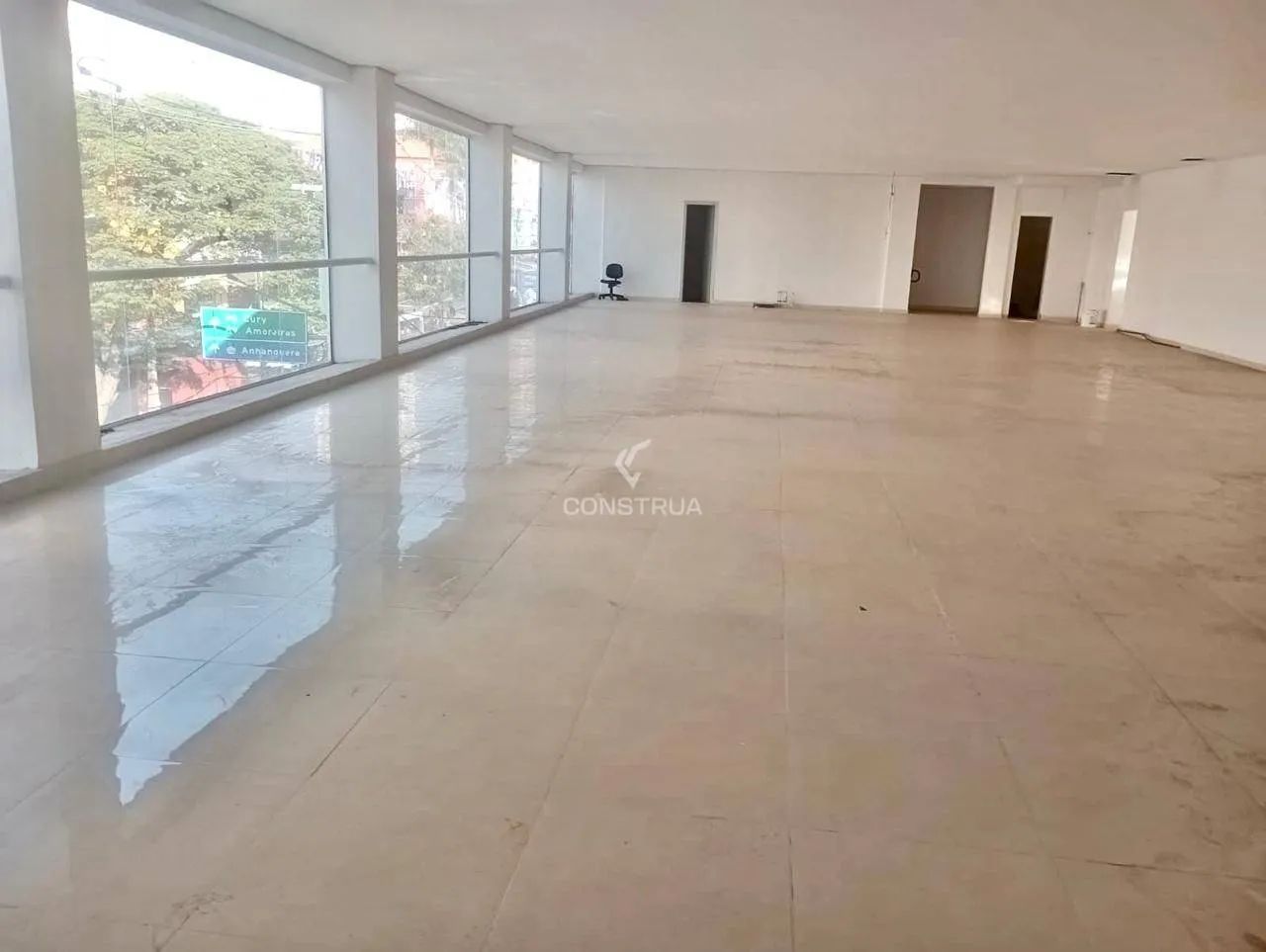 SALÃO COMERCIAL PARA VENDA E LOCAÇÃO LOCALIZADO NO CENTRO DE CAMPINAS-SP
