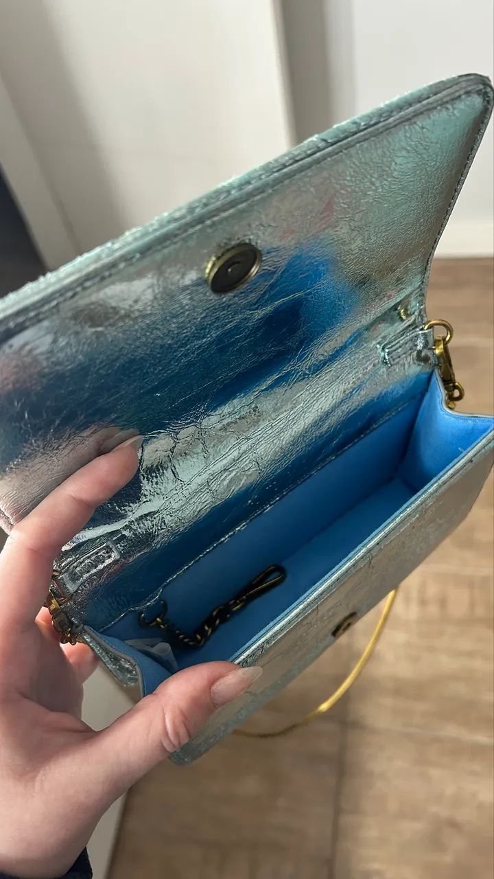 Bolsa Santa Lolla - azul bebê metalizada - Foto 4