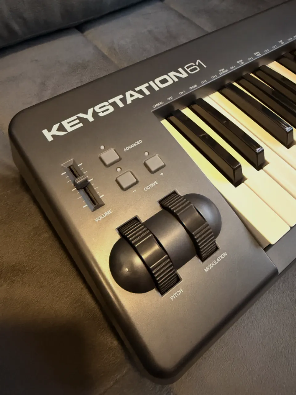 Controlador MIDI USB M Audio Axiom 49 - Instrumentos musicais