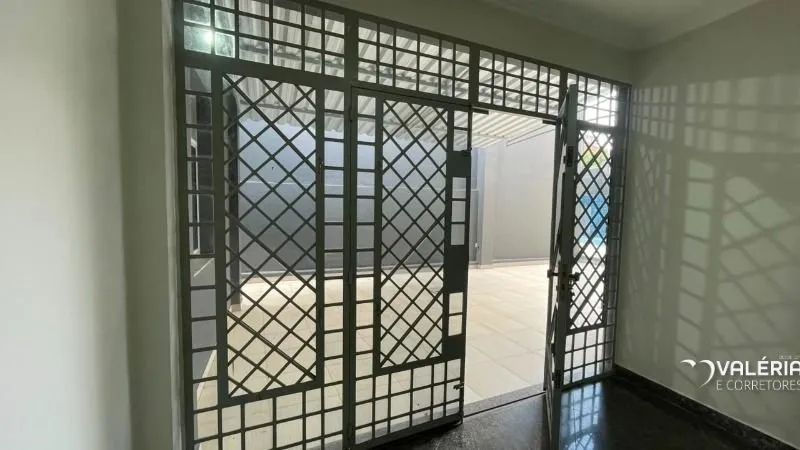 CASA EM ALAMEDA COM 3/4 (2 SUÍTES), 2 VAGAS !! - Foto 4