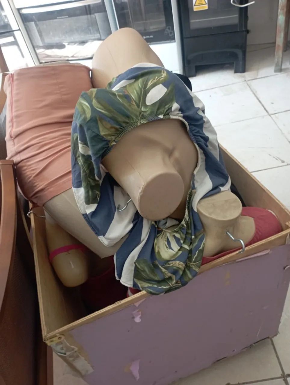 (Cód 080) Manequins diversos a partir de 50 reais  - Foto 2