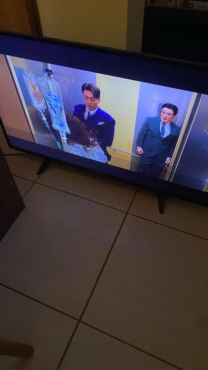 Tv smart 43"