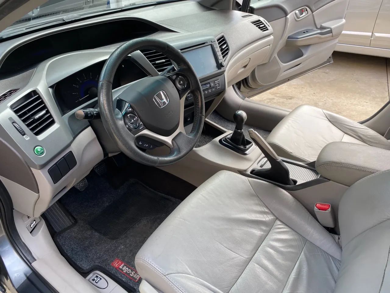 Honda Civic Sedan LXS 1.8/1.8 Flex 16V Mec. 4P 2014 - Foto 12