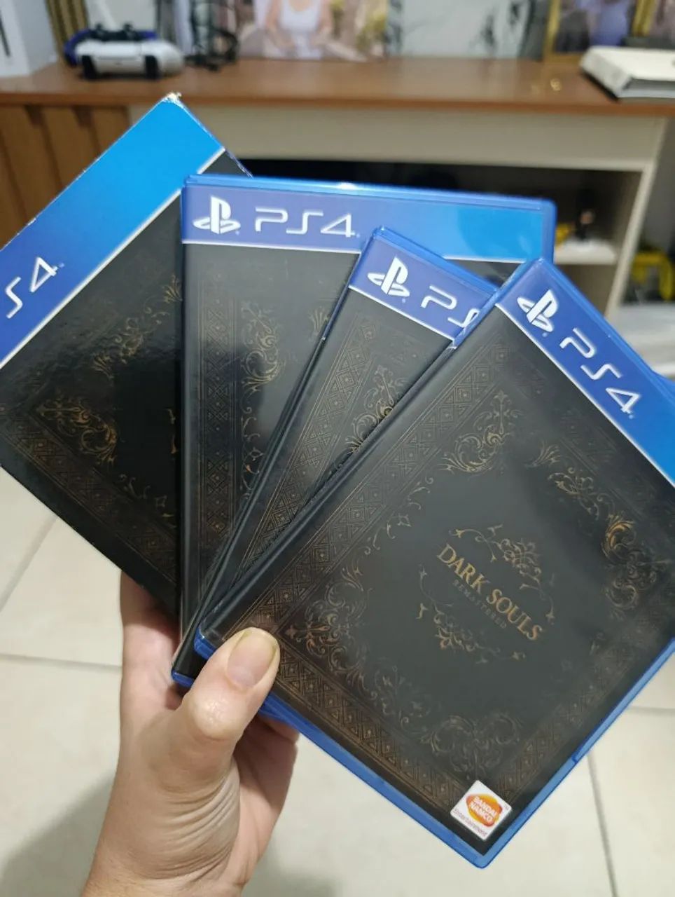 Box DARK SOULS TRIOLOGY PS4