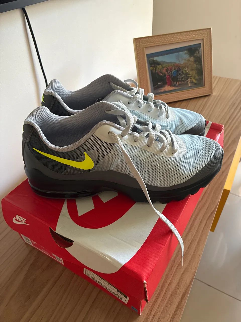 Tênis NIKE AIR MAX INVIGOR  - Foto 2