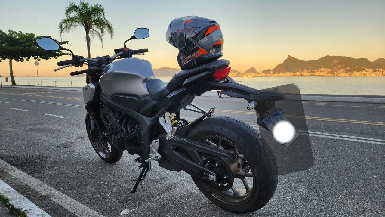 CB 650R - Foto 2