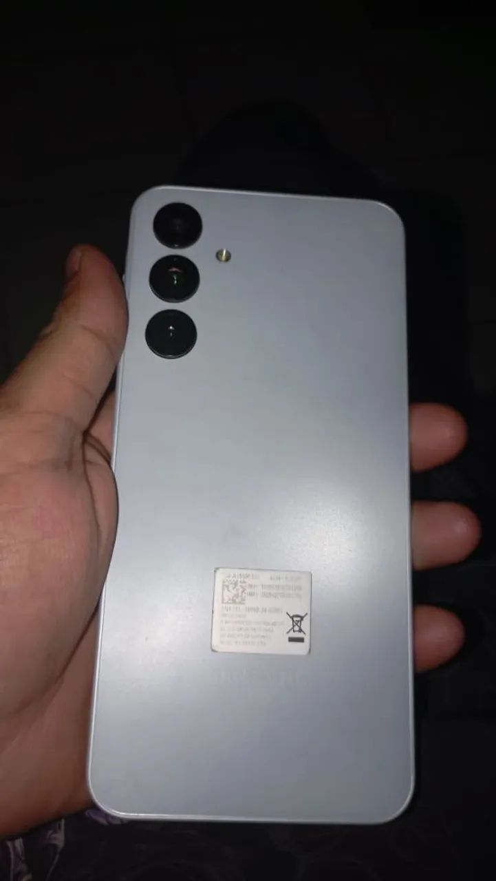 Celular Samsung a16 para trocar em iPhone tem caixa - Foto 2