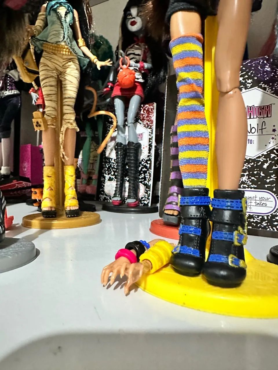 boneca monster high howleen wolf básica sister pack  - Foto 2