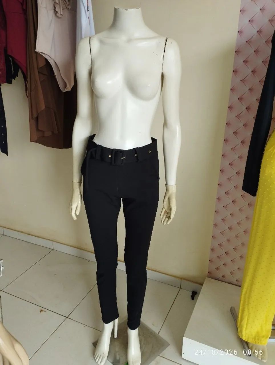 Manequins e araras pra loja  - Foto 3