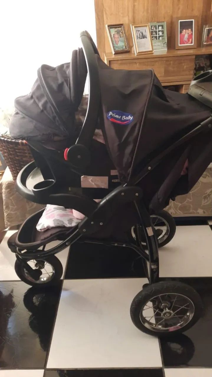 Carrinho para bebê com bebê conforto  - Foto 5