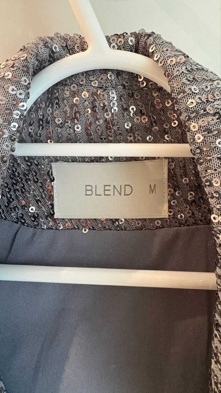 Blazer bafônico de paêtes - Foto 4