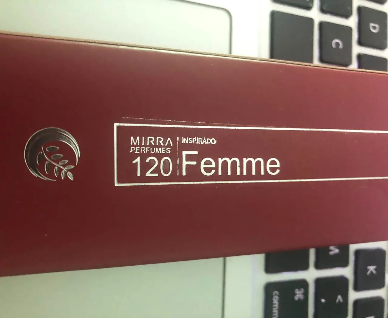 Vendo empresa de perfumes dethalws no whatsapp  - Foto 2