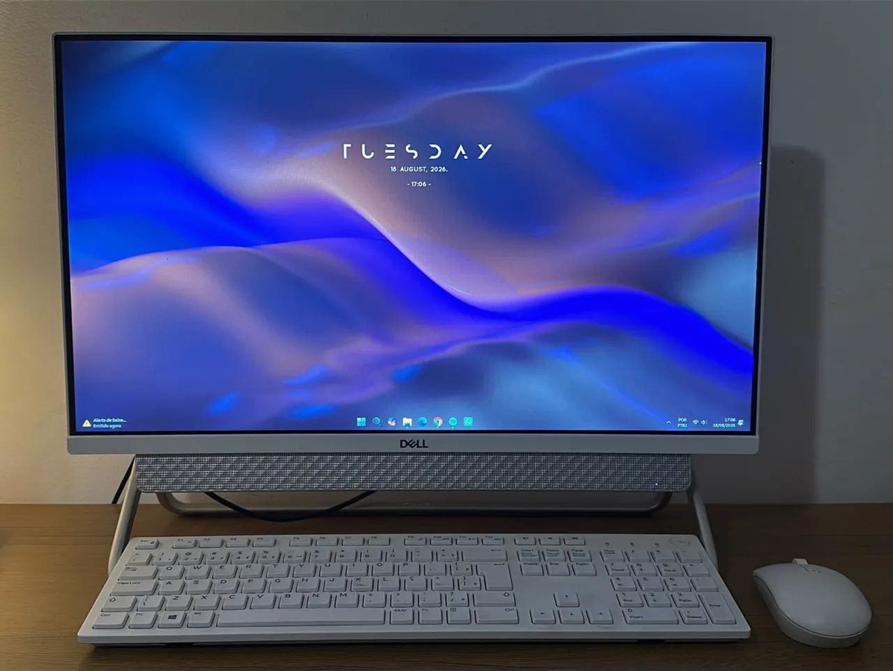 Dell Inspiron 5400 All-in-One 23,8? Full HD Touch - Computadores e