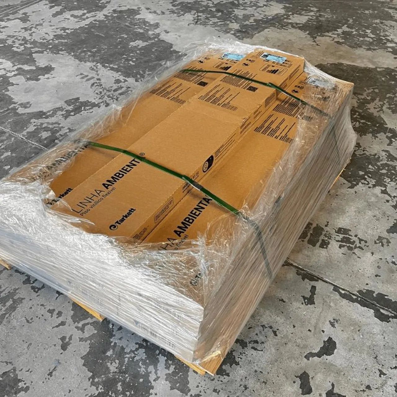 Vinyl Flooring R$:150 per box