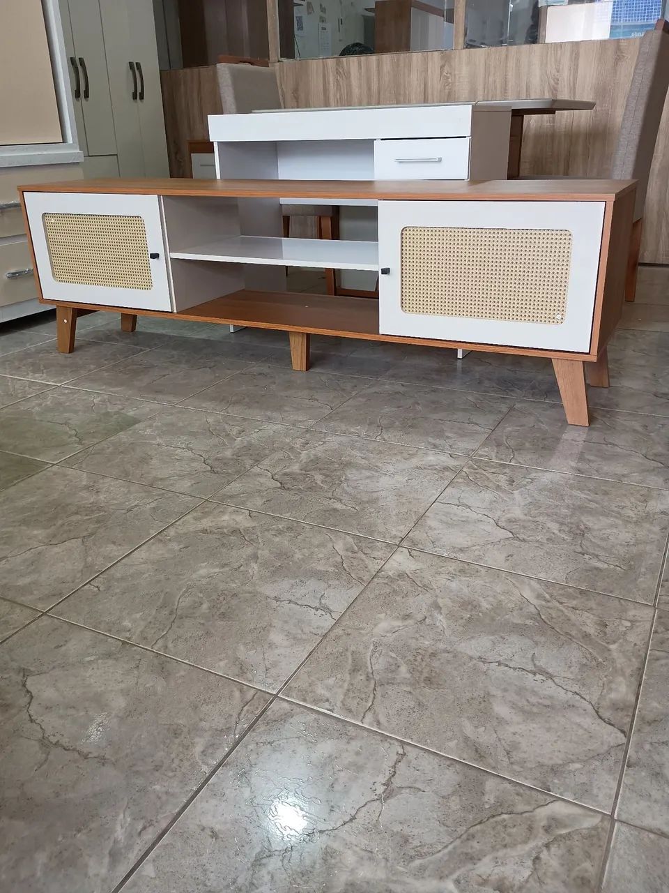 Rack retrô 1,80 novo imperdível  - Foto 2