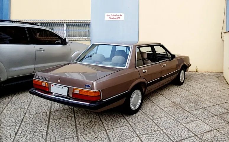 Ford Del Rey Ghia 1.8 / 1.6 2P E 4P 1990