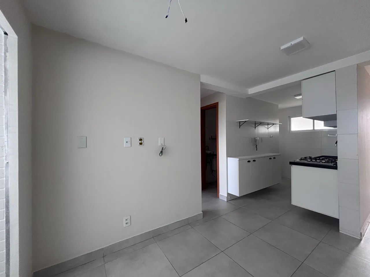 Vendo apartamento no Portal do Sol ?