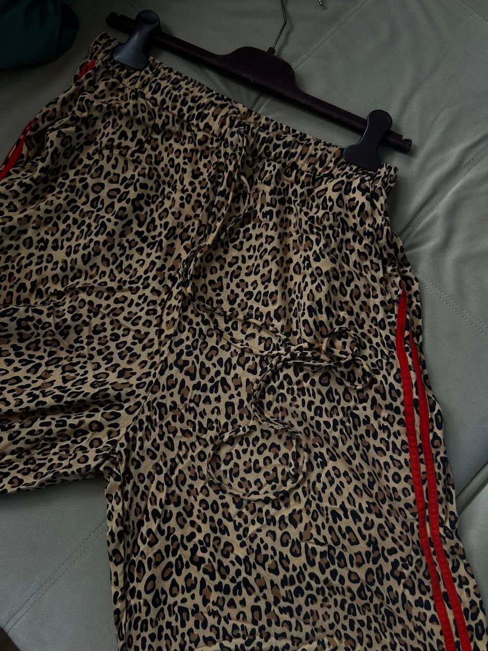 Calça de oncinha da Farm - Foto 2