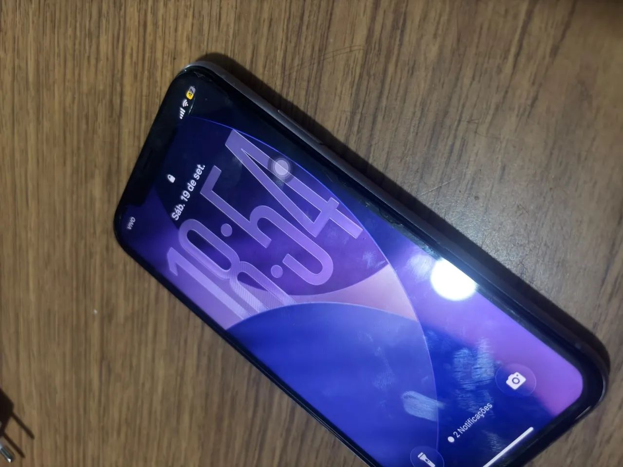 iPhone 11 64g com a traseira quebrada  - Foto 2