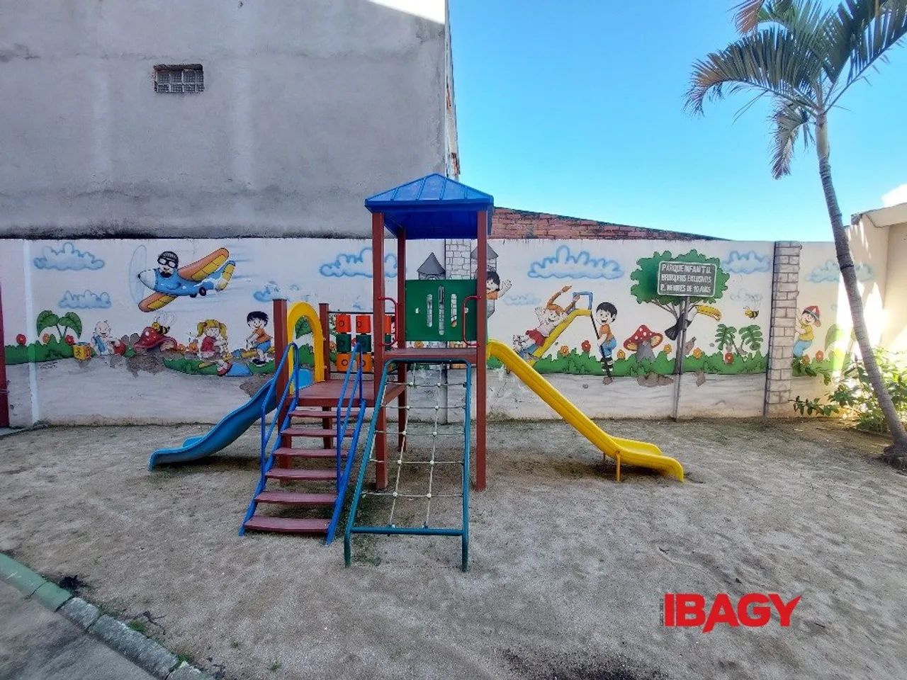 Excelente Apartamento 2 dormitório(s) em Barreiros - São José - Foto 5