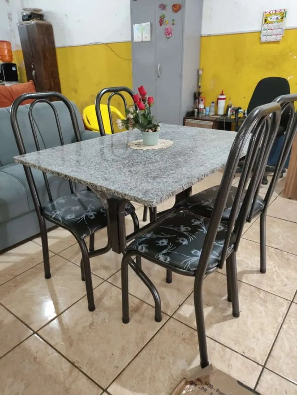 MESA ISADORA, NOVA