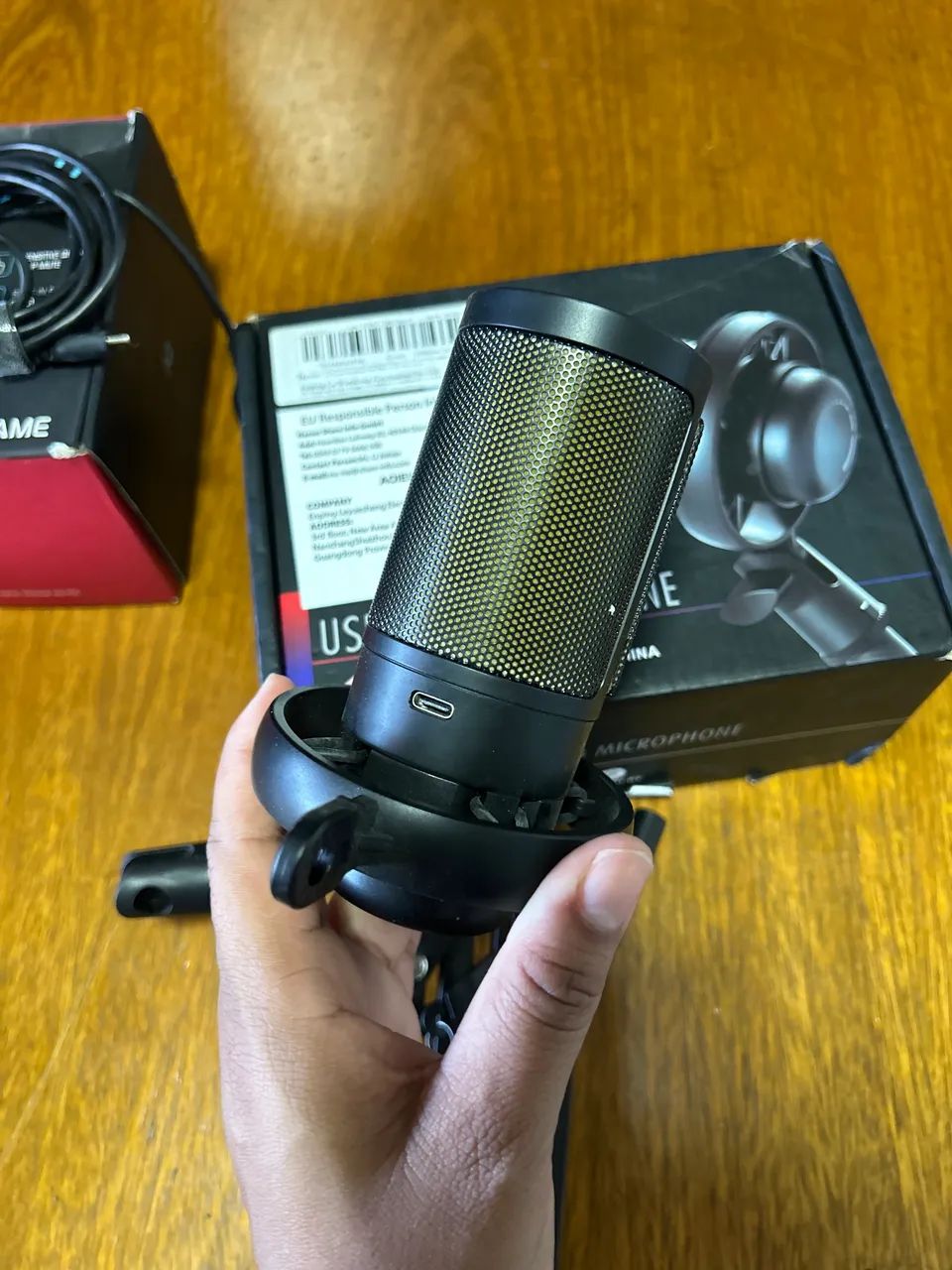 2 Microfones condensador com suporte  - Foto 4