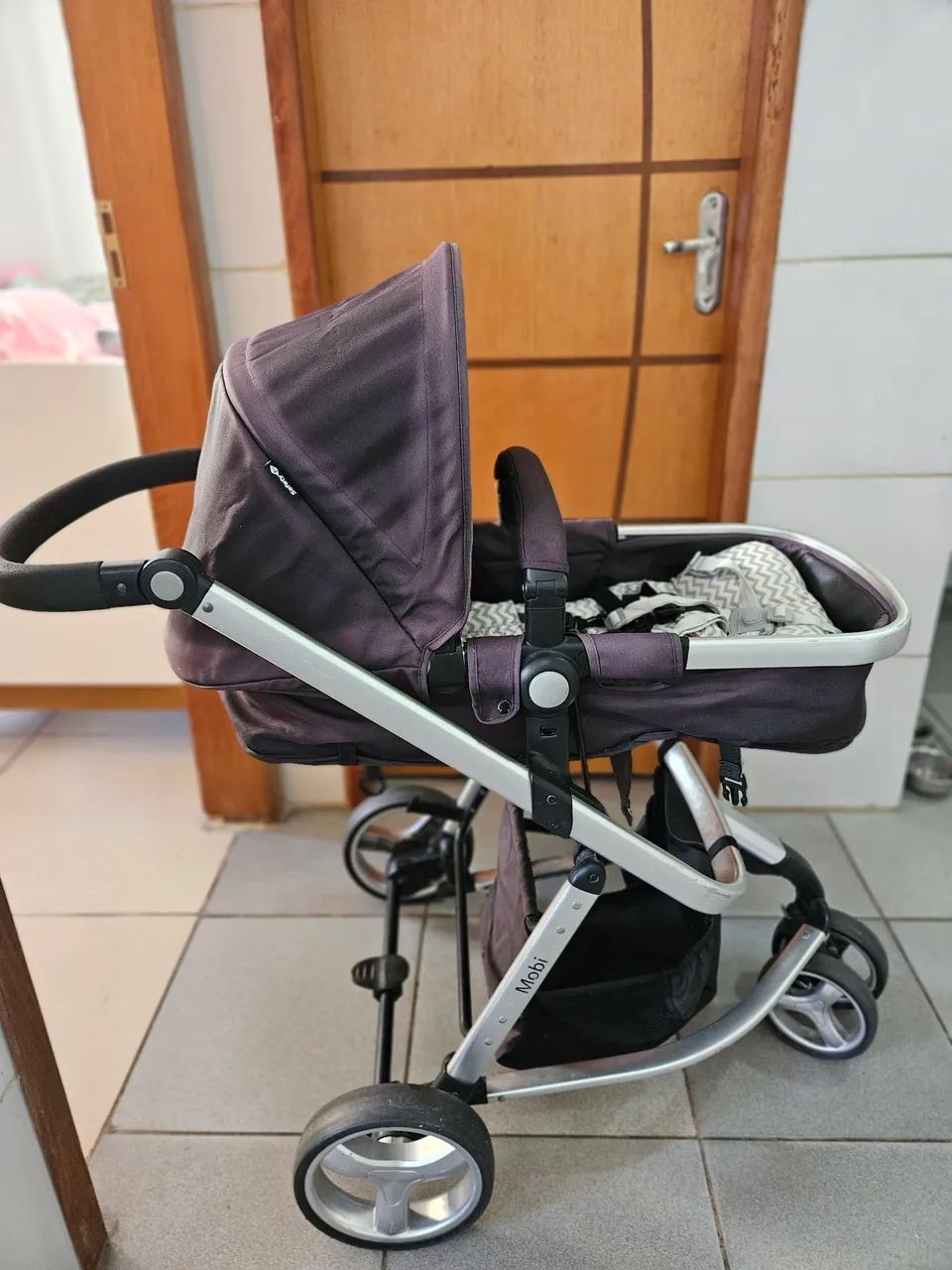 Carrinho de bebê safety 1st com acessórios - Foto 3
