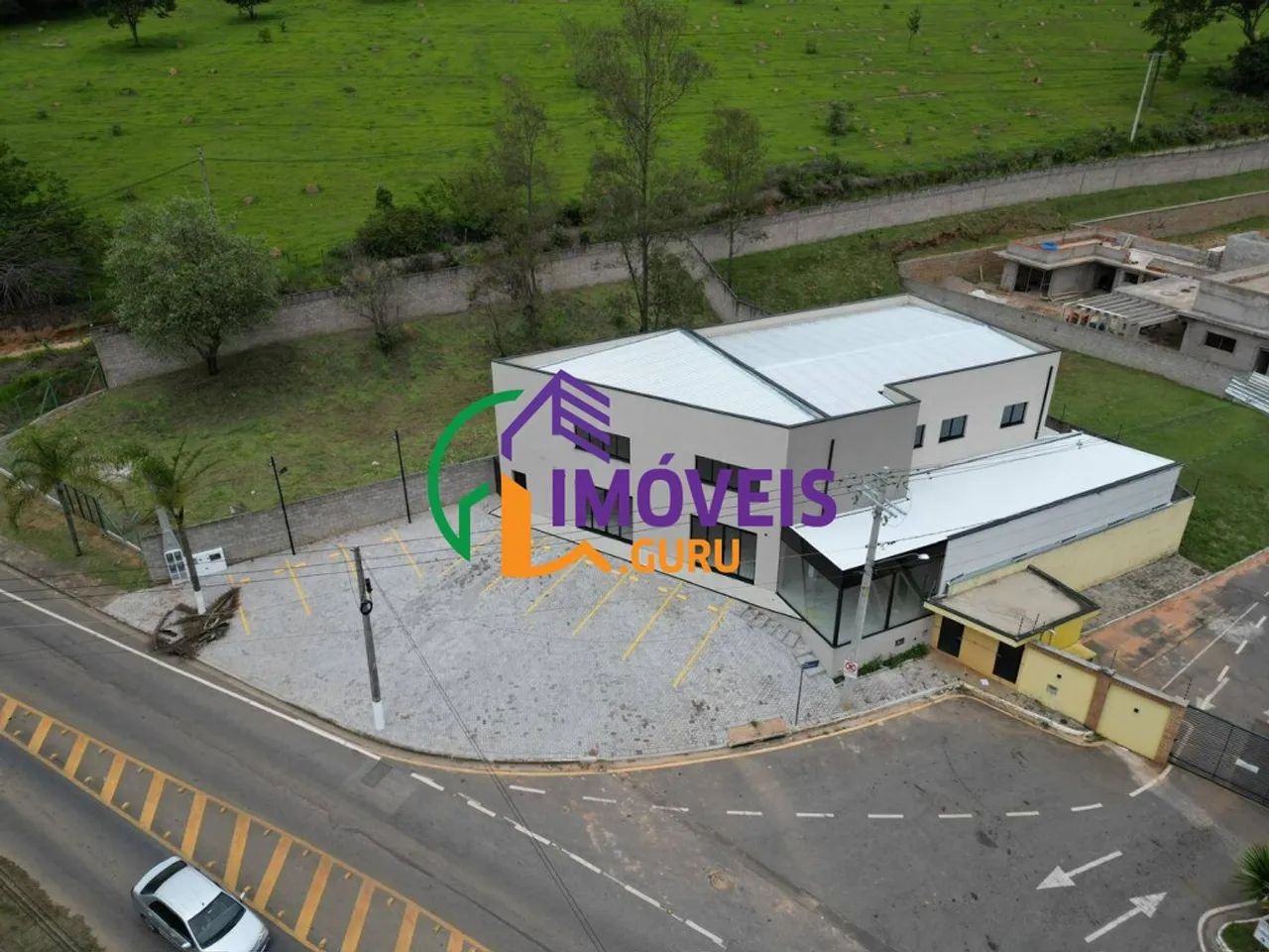 CONJ. COMERCIAL - BOSQUE - SP