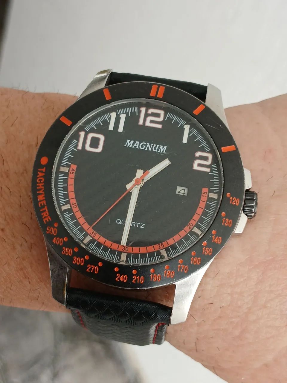 Relógio original MAGNUM MARINER. Belo e robusto exemplar de coleção. 