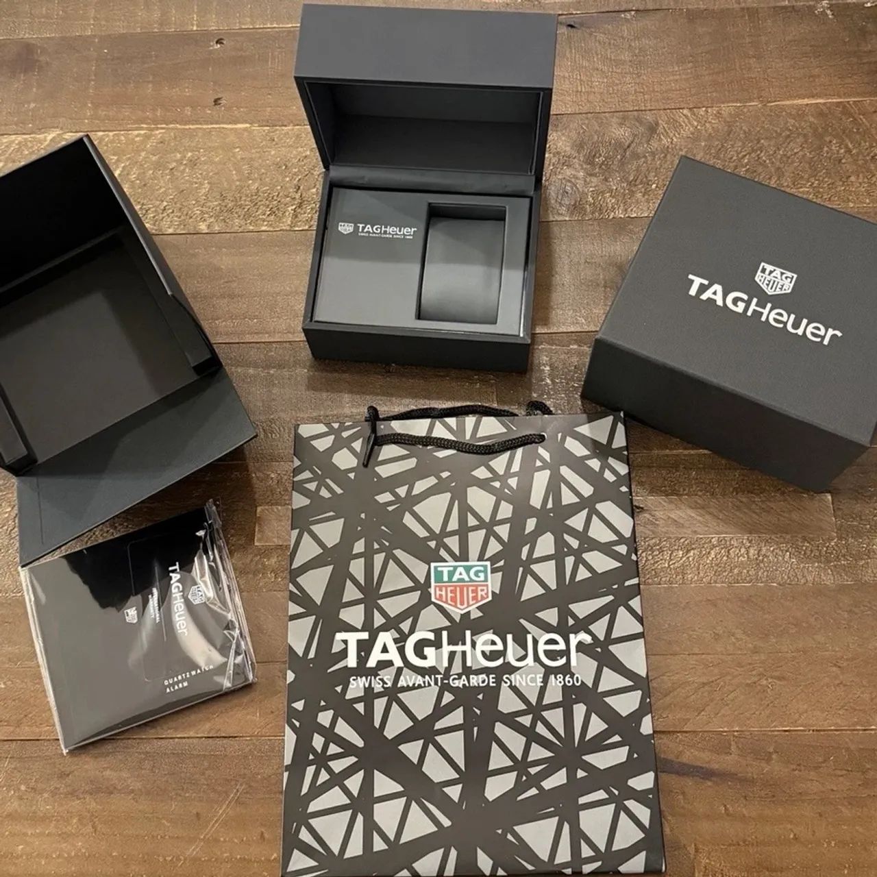 Caixa para relógio tag heuer completa  - Foto 3