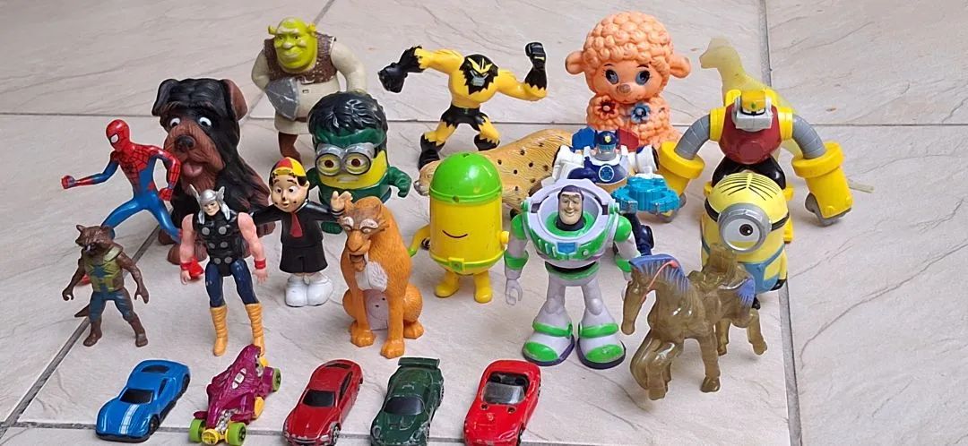 Lote de brinquedos ótimos. - Foto 4