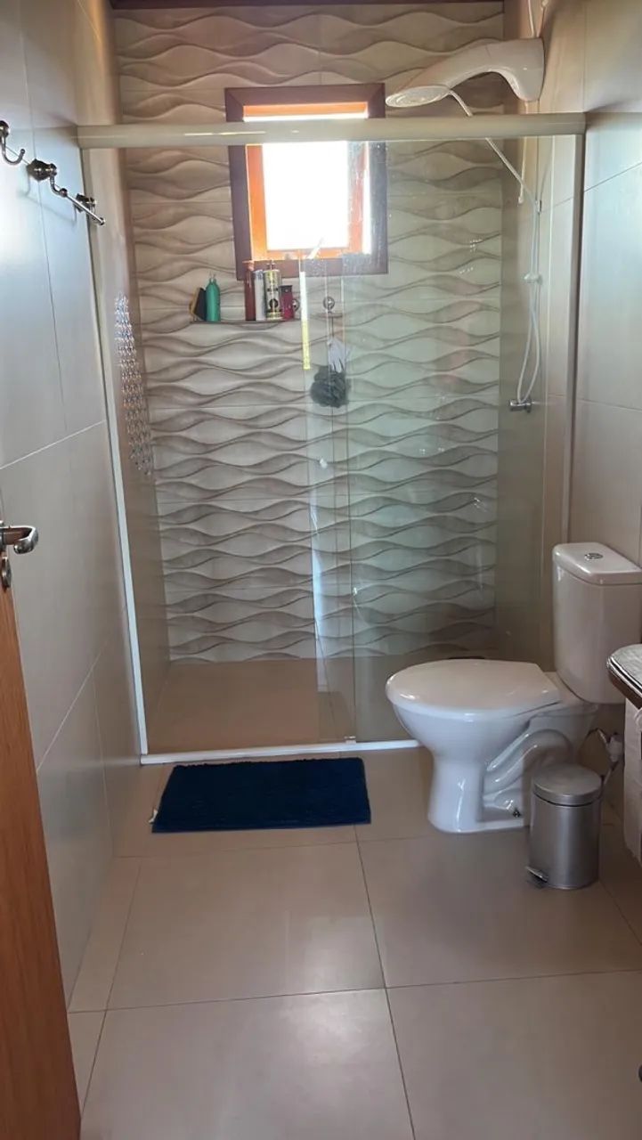 Casa mobiliada com duas suítes mais um quarto e mais um banheiro  - Foto 2