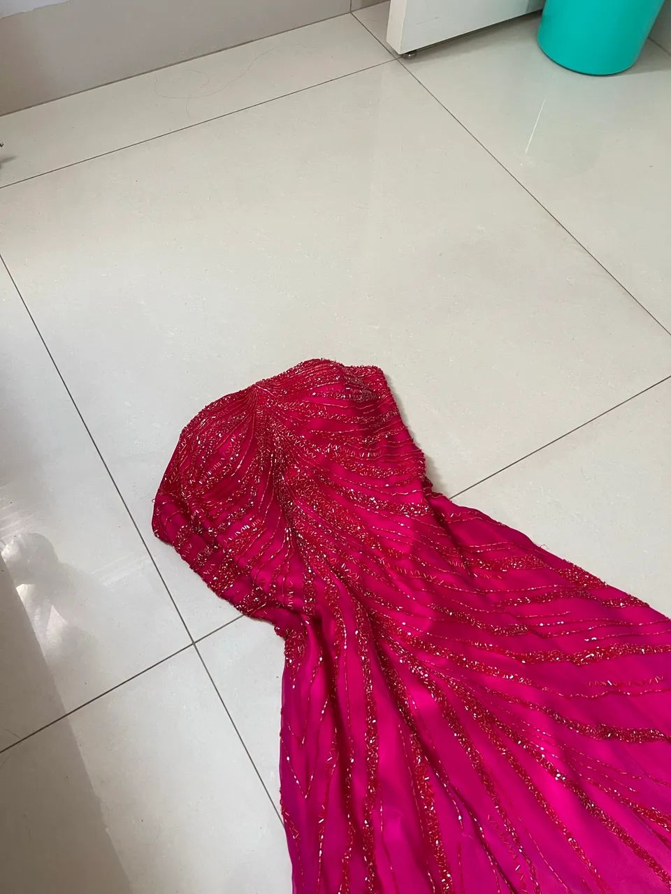 Vestido com pedraria  - Foto 2