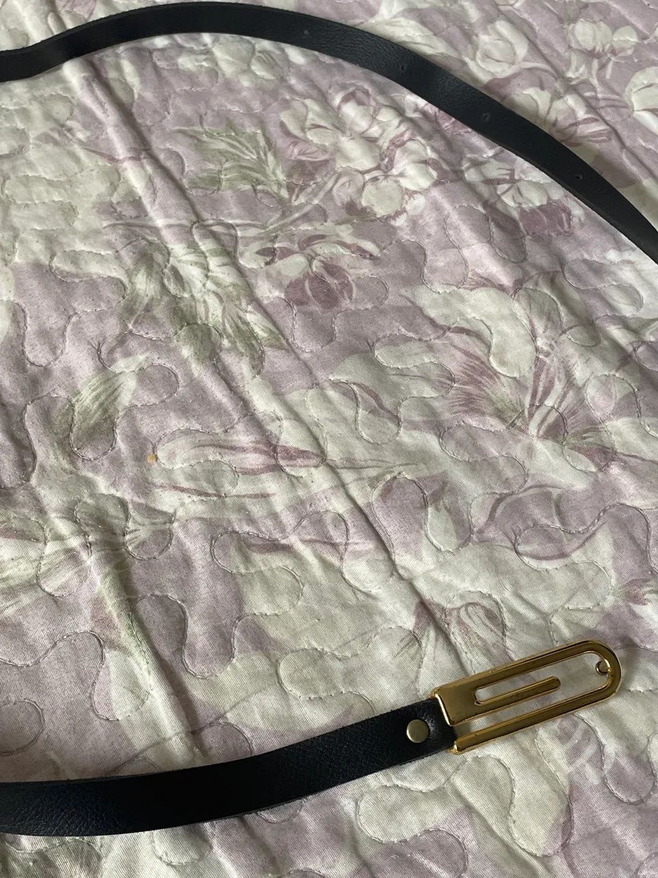 Cinto preto com dourado - Foto 2