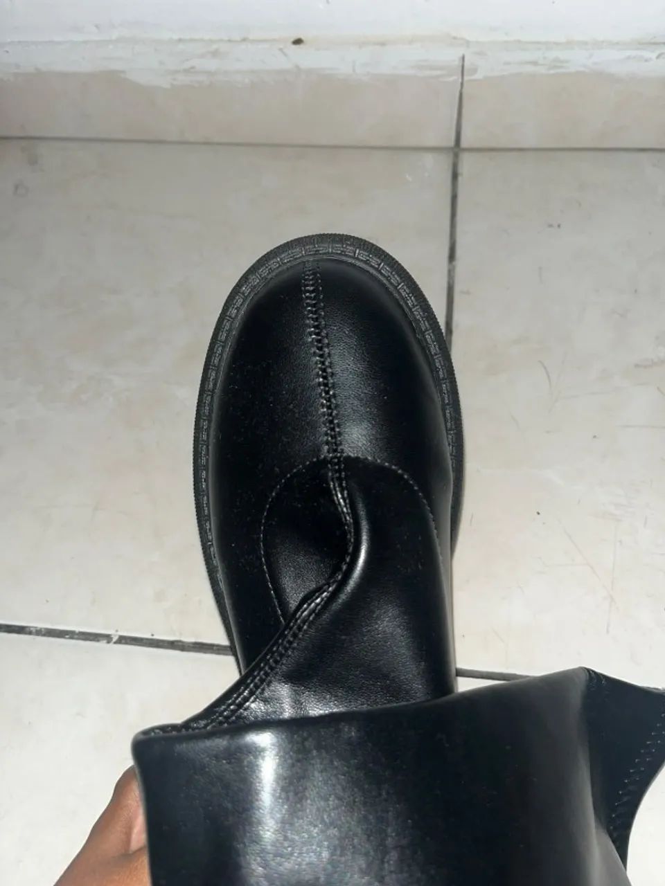 Bota de Cano Alto Preta - Foto 5