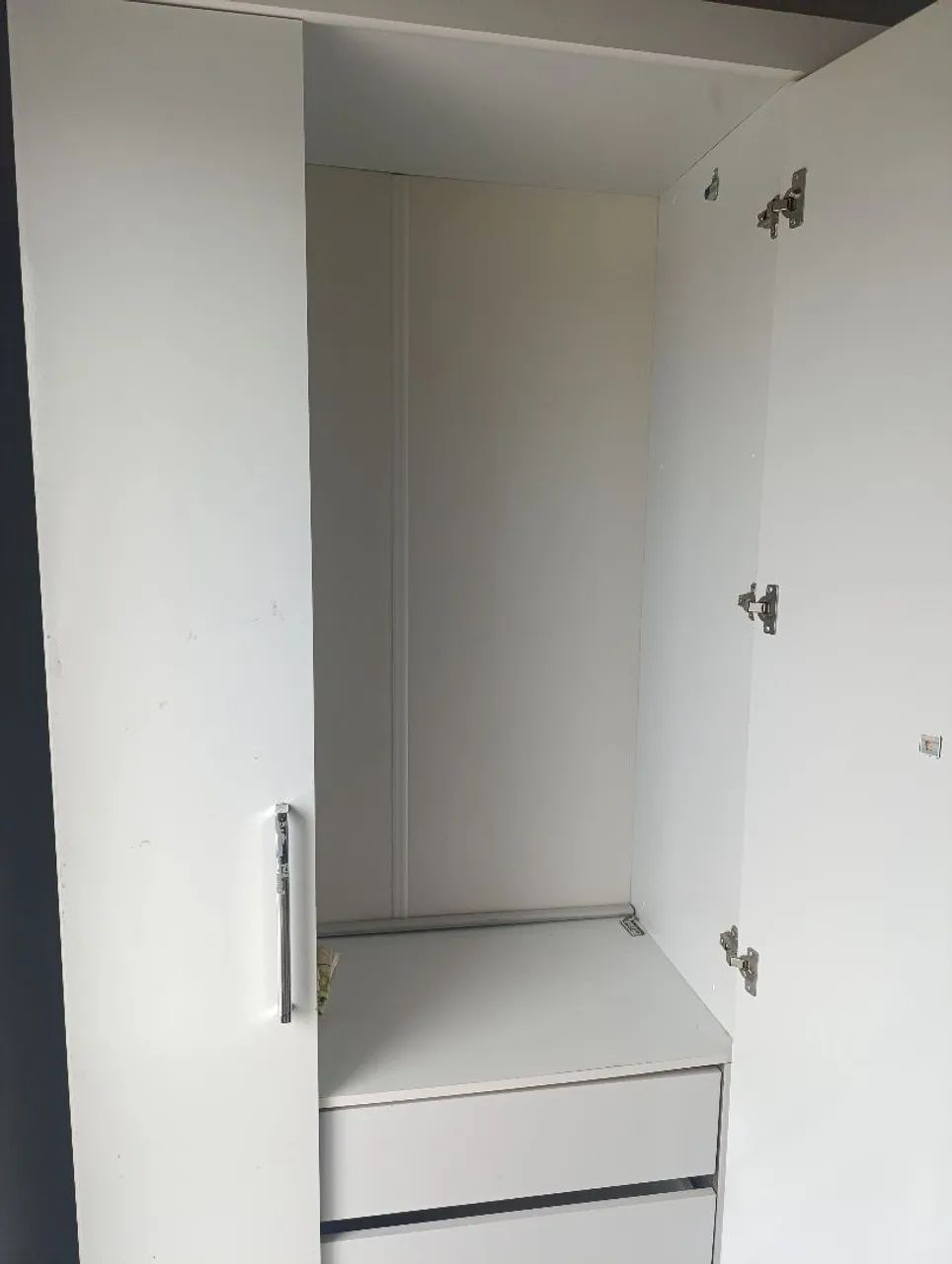 Guarda roupas e mesa (cada) - Foto 3