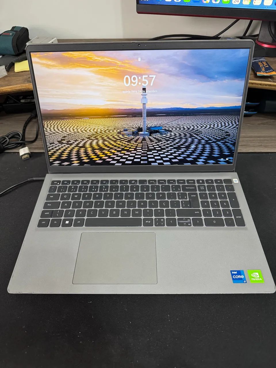 Notebook Dell Vostro 3520 i7 12ª Geração 16GB SSD 512GB
