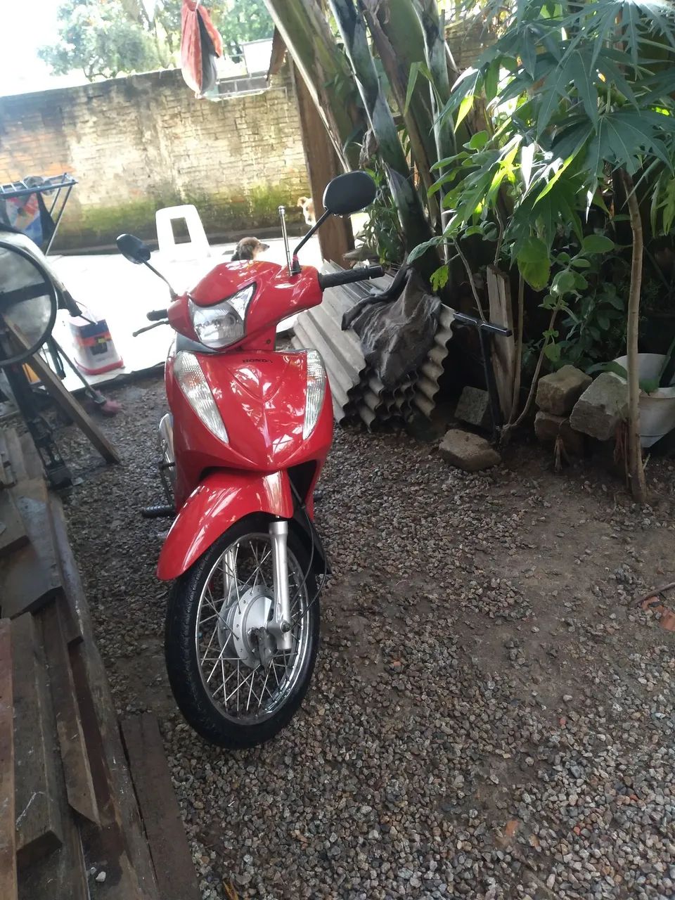 Vendo Honda biz.