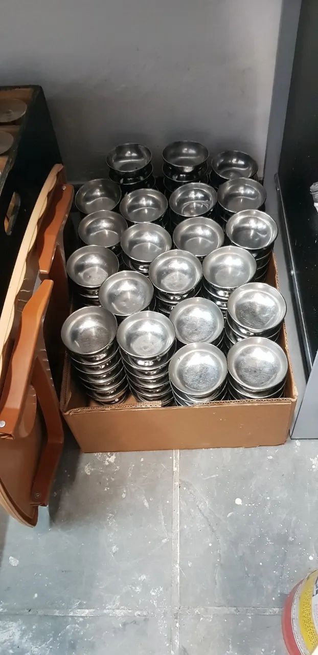 Diversos utensílios para cozinha e lanchonete