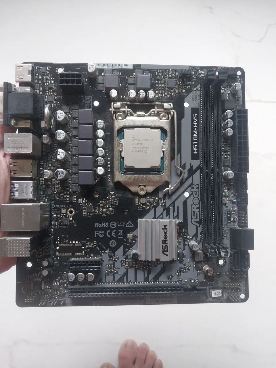 Placa Mãe ASROCK H510M-HVS(com defeito)